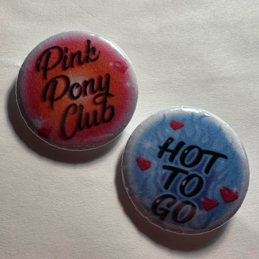 handmade Chappell roan hot to go & pink pony club pin / button set!
-